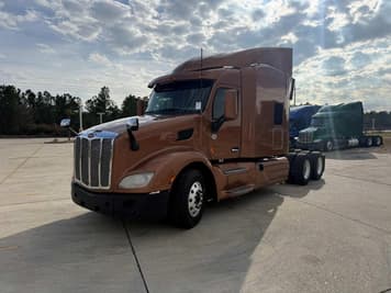 Main image Peterbilt 579